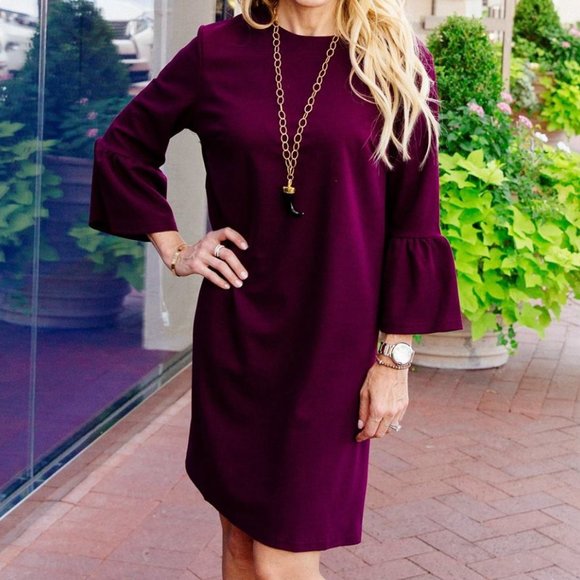 2HEARTS Dresses & Skirts - 2HEARTS wine-colored a-line dress with 3/4 length bell sleeves, size large